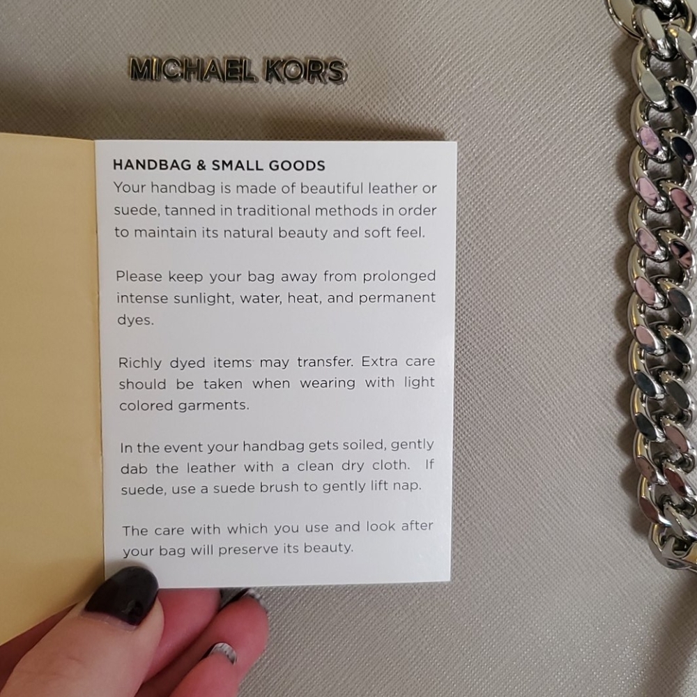 Handbag - Picture 6 of 8